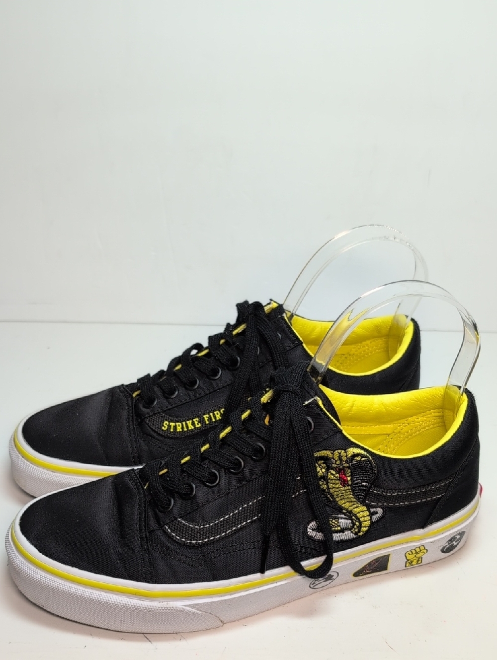 Vans Dojo Cobra Kai limited edition unisex sneakers woman 8 / men 6.5 EU 38.5